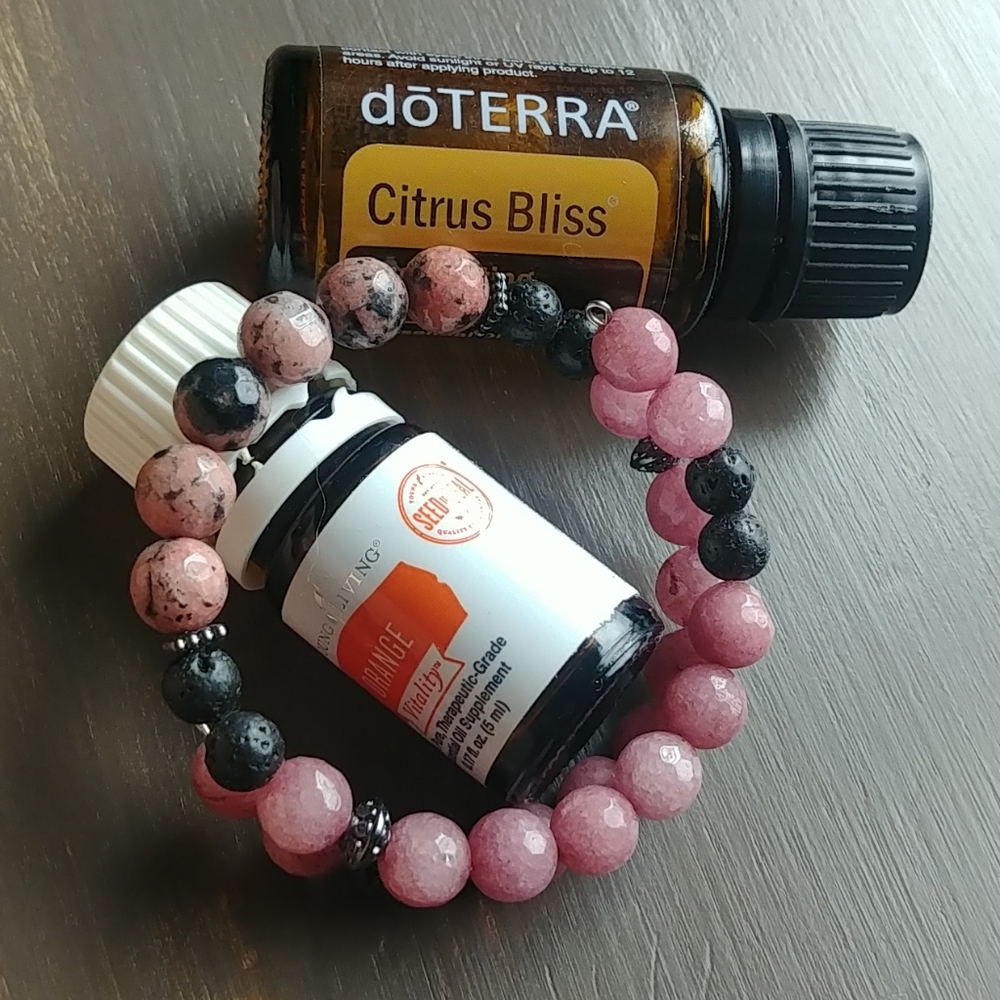 Oil bracelet